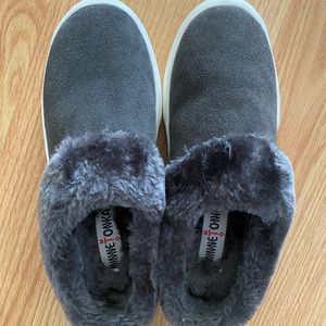 Charcoal Grey Minnetonka Lined Slipons